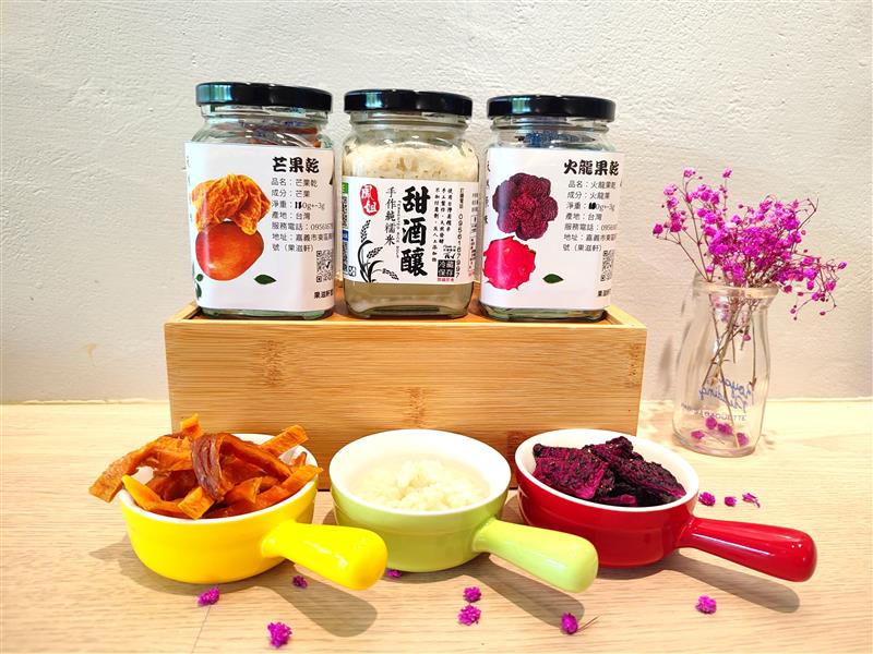 鳳姐手作坊,果滋軒-甜酒釀果乾年節養生禮盒/3入,(芒果乾*2/原味甜酒*1)